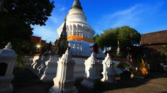 พระธาตุประจำปีเกิด ปีจอ หรือ ปีสุนัข