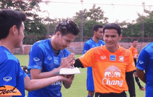 “ซิโก้” นำทัพช้างศึกเซอร์ไพรส์วันเกิด “เจ้านิว”