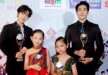 เด่นตั้งแต่เด็ก เคท-คิดดี แรงทั้งในและต่างประเทศ รับรางวัล Thailand Master Youth 3