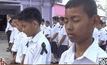 นักเรียนอนุบาลปฏิญาณตน-ปลูกต้นราชพฤกษ์