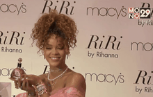 ริฮานน่าเปิดตัวน้ำหอม