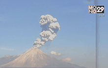 ภูเขาไฟโคลิมาในเม็กซิโกปะทุ