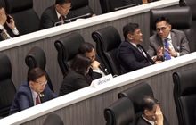 “องอาจ” ปัดรัฐมนตรี ปชป.หลุดโผถูกซักฟอกเป็นเกมการเมือง