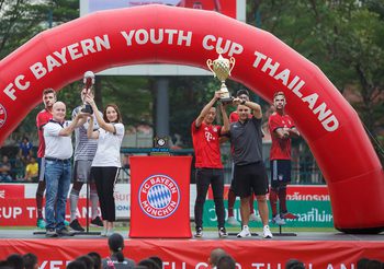 เยาวชนกว่า 600 ชีวิตแห่คัดสนามแรก เปิดฉาก FC Bayern Youth Cup Thailand 2019