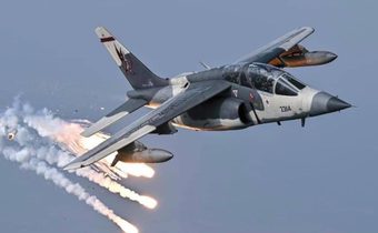 ทอ.โชว์ศักยภาพ Alpha Jet “Hunter” พร้อมปกป้องน่านฟ้าไทย