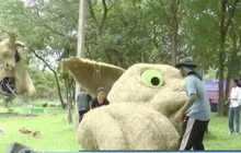 อลังการเทศกาลหุ่นฟางยักษ์โคราช ฝีมือนศ.ทั่วประเทศ