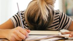 นี่แหละคนนอนไม่พอ! 6 สิ่งที่บ่งบอกว่า ร่างกายคุณยังอยากนอนอีก