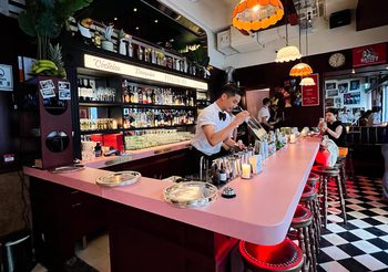 อัปเดต! ฮ่องกง 2025 เตรียมเป็นเจ้าภาพงาน “The World’s 50 Best Bars” พร้อมเปิดลิสต์ 5 บาร์เด็ดที่สายไนท์ไลฟ์ต้องเช็กอิน