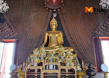 กราบหลวงพ่อทอง ลอดซุ้มประตูมหาพิชัยมงกุฎ วัดทองนพคุณ คลองสาน