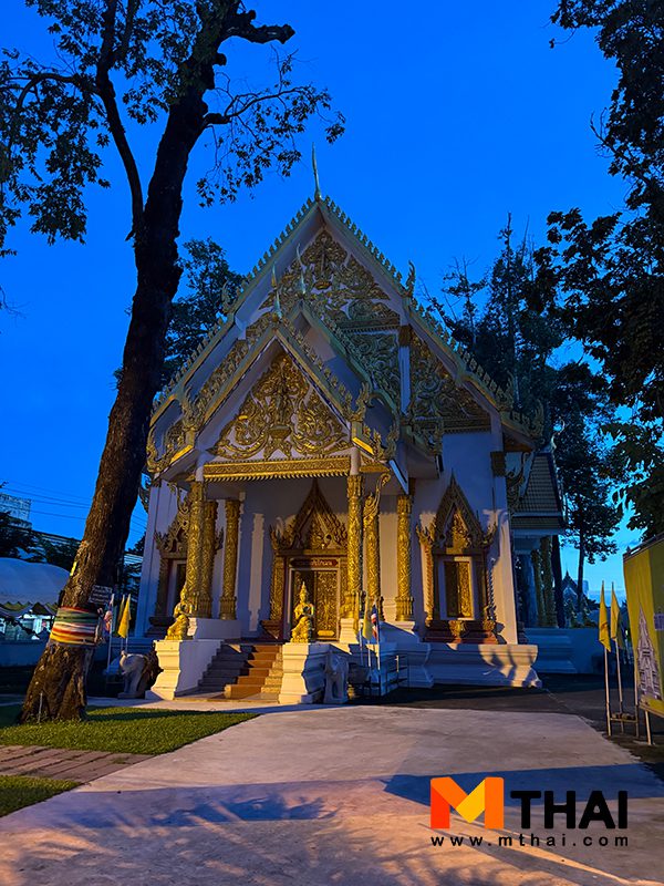 หอพระแก้วโกเมน