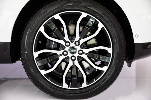 Range Rover Sport Plug-in Hybrid HSE Plus