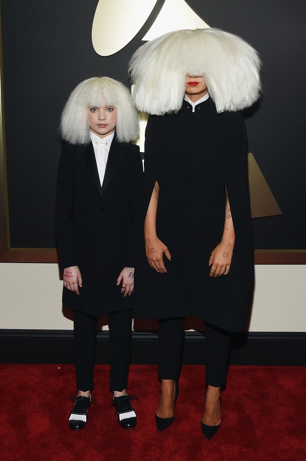 แมดดี ซิกเลอร์ - Sia