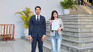 “เกลิน ธัญรดี ปิดฉากดราม่า 1 ปี คู่กรณีออกมาขอโทษอย่างเป็นทางการ ชดใช้ค่าเสียหาย 200,000 บาท และถอนฟ้องเรียบร้อย”