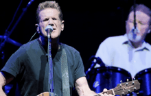 “เกลนน์ เฟรย์” มือกีตาร์วง “The Eagles” ลาโลกด้วยวัย 67 ปี