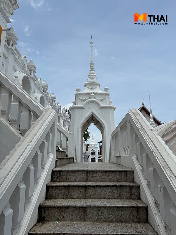 วัดโมลีโลกย์สุธาราม