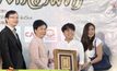 วาเลนไทน์เขตบางรักคึกคัก คู่รักลุ้นทะเบียนสมรสทองคำ