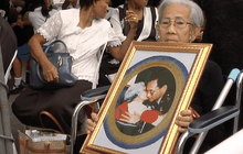 ประชาชนเข้าสักการะพระบรมศพ ต่อเนื่องเป็นวันที่ 3