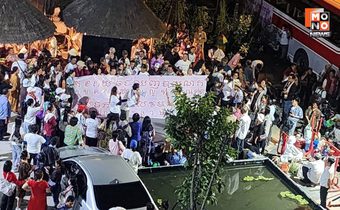 ชาวเขมรขึ้นรถทัวร์ 23 คัน มุ่งหน้าสู่ปราสาทตาเมือนธม