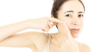 ตำลึง แตงกวา 2 สมุนไพรไทย ช่วย กำจัดสิวเสี้ยน แบบประหยัดและปลอดภัย