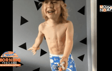 เด็ก 3 ขวบชาวออสซี่อวดซิกซ์แพ็ค