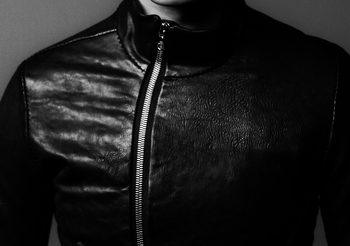 JOJI กลับมาพร้อมเพลงใหม่ “PIXELATED KISSES”