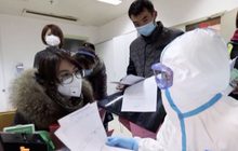 เหยื่อไวรัสโคโรนาจีนพุ่ง 908 ราย