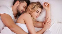 นอนกอดแฟน นั้นดีกับหัวใจ! ผลวิจัยเผย สามารถลดความเสี่ยงโรคหัวใจได้