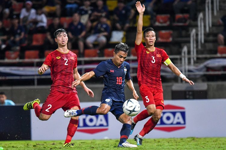 จืดสนิท! “นิชิโนะ”ประเดิม ทีมชาติไทย เจ๊า เวียดนาม 0-0 หลังรั่ว,หน้าจั่วลม