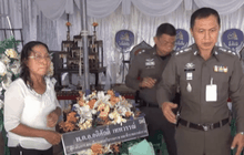 เยียวยาครอบครัวเหยื่อยิงยกครัว