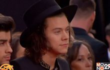 Harry Styles เปิดตัวซิงเกิลแรก “Sign of the Times”