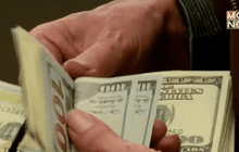 คาดค่าเงินดอลลาร์จะมีค่าเทียบเท่ายูโร