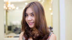 คลิปทำผม มาดูเทคนิค ไดร์ปลายสะบัด ให้สวยดูเป็นธรรมชาติ