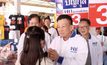 แกนนำเพื่อไทยช่วยลูกพรรคหาเสียงเลือกตั้งซ่อมกำแพงเพชร