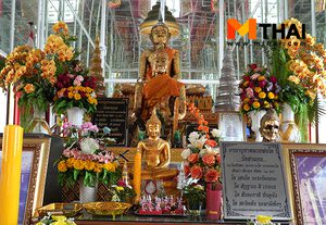 กราบหลวงพ่อโต พระพุทธรูปศักดิ์สิทธิ์ วัดสามกอ อยุธยา